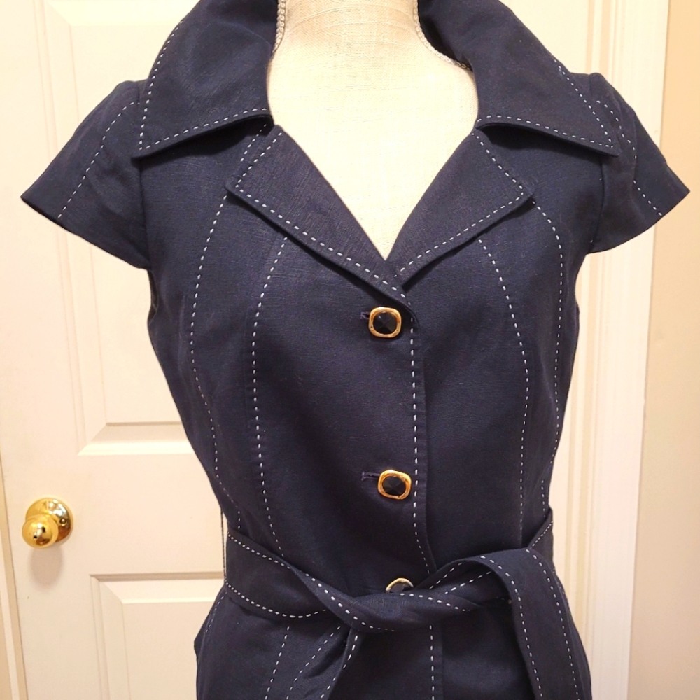 Tahari Navy Blue Tailored Short-Sleeve Blazer with Contrast Stitching